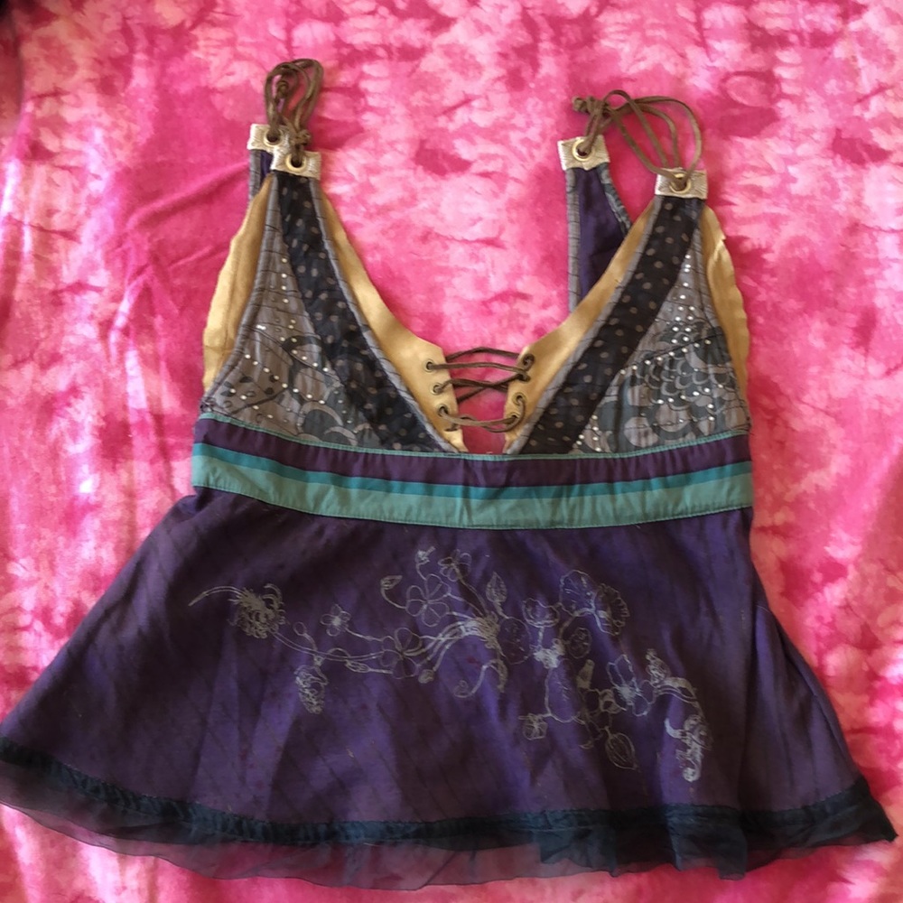 Early 2000s Thrifted Multi-Fabric Top - Picture 3 of 8
